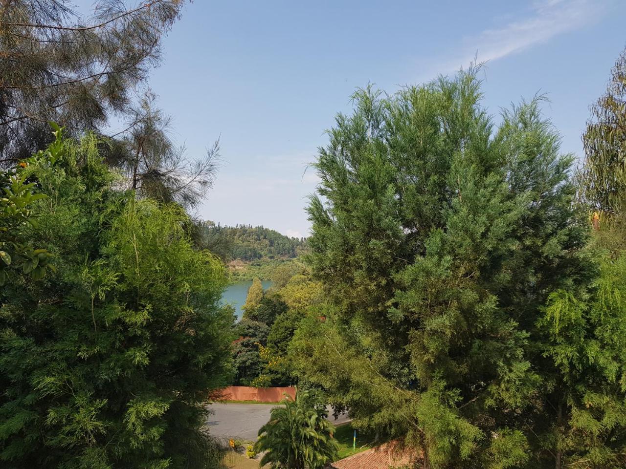 Rebero Kivu Resort Kibuye Екстериор снимка