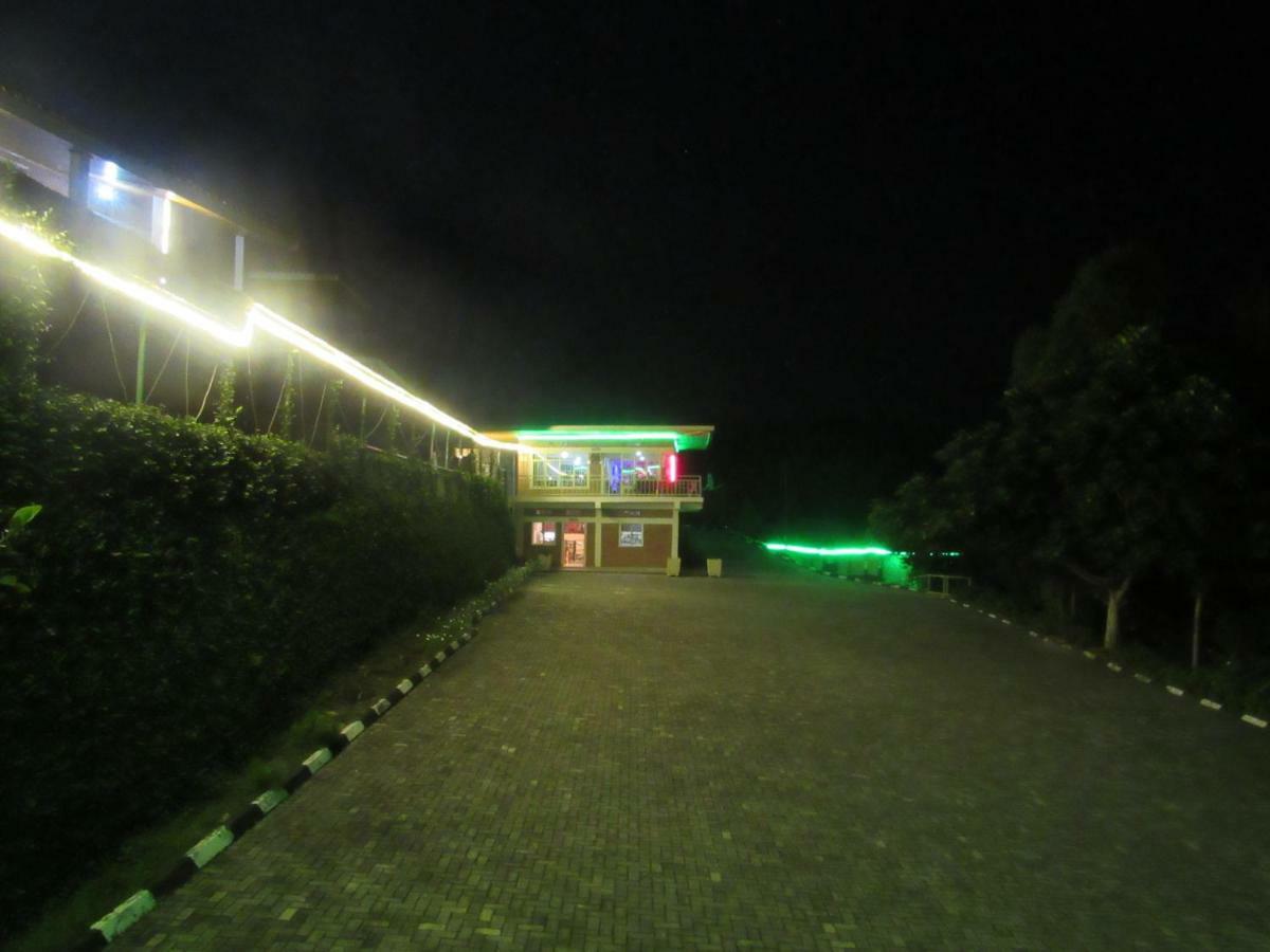 Rebero Kivu Resort Kibuye Екстериор снимка