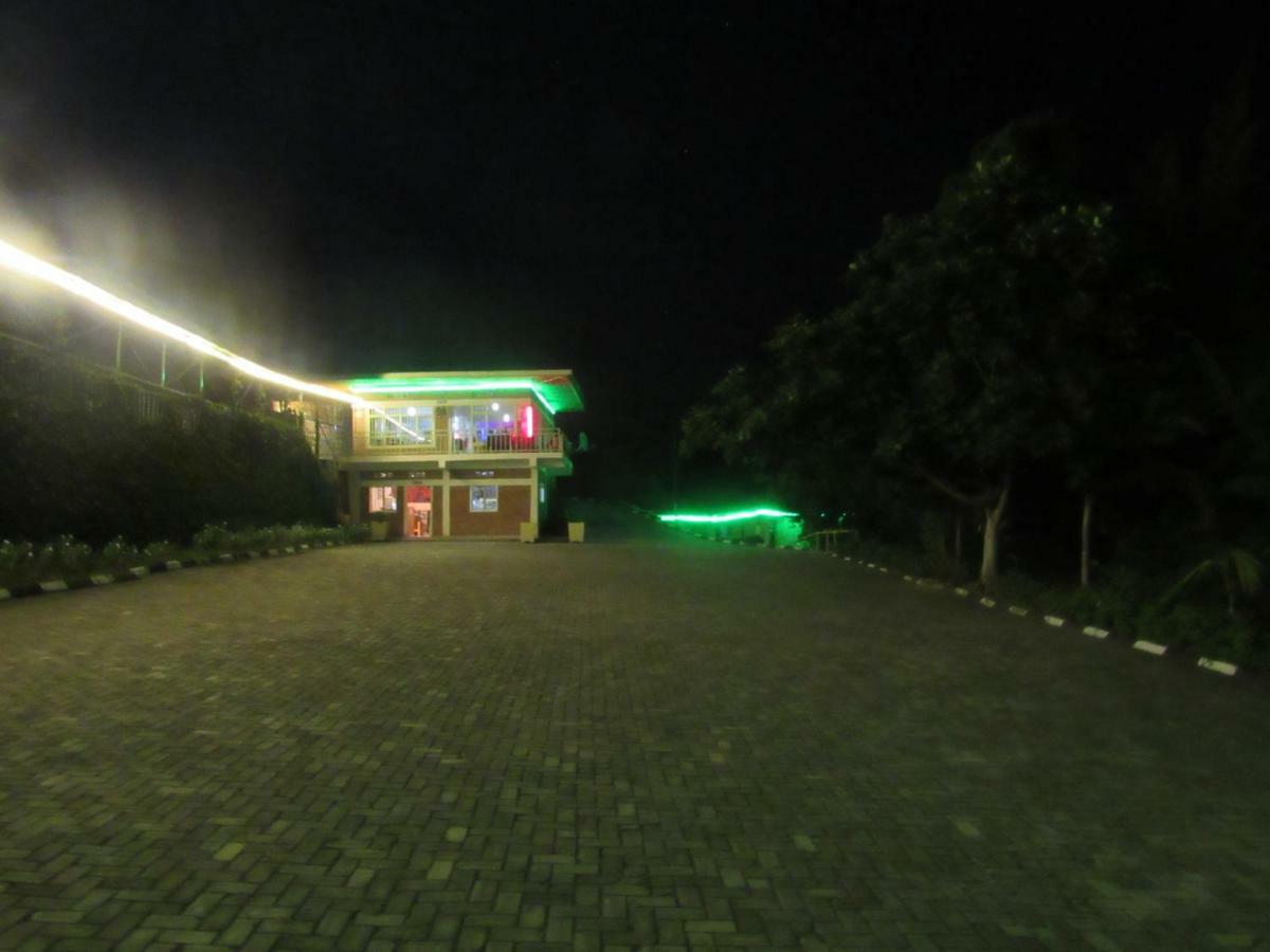 Rebero Kivu Resort Kibuye Екстериор снимка